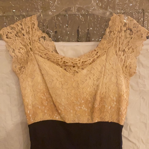 Beautiful vintage dress! - Picture 5 of 5